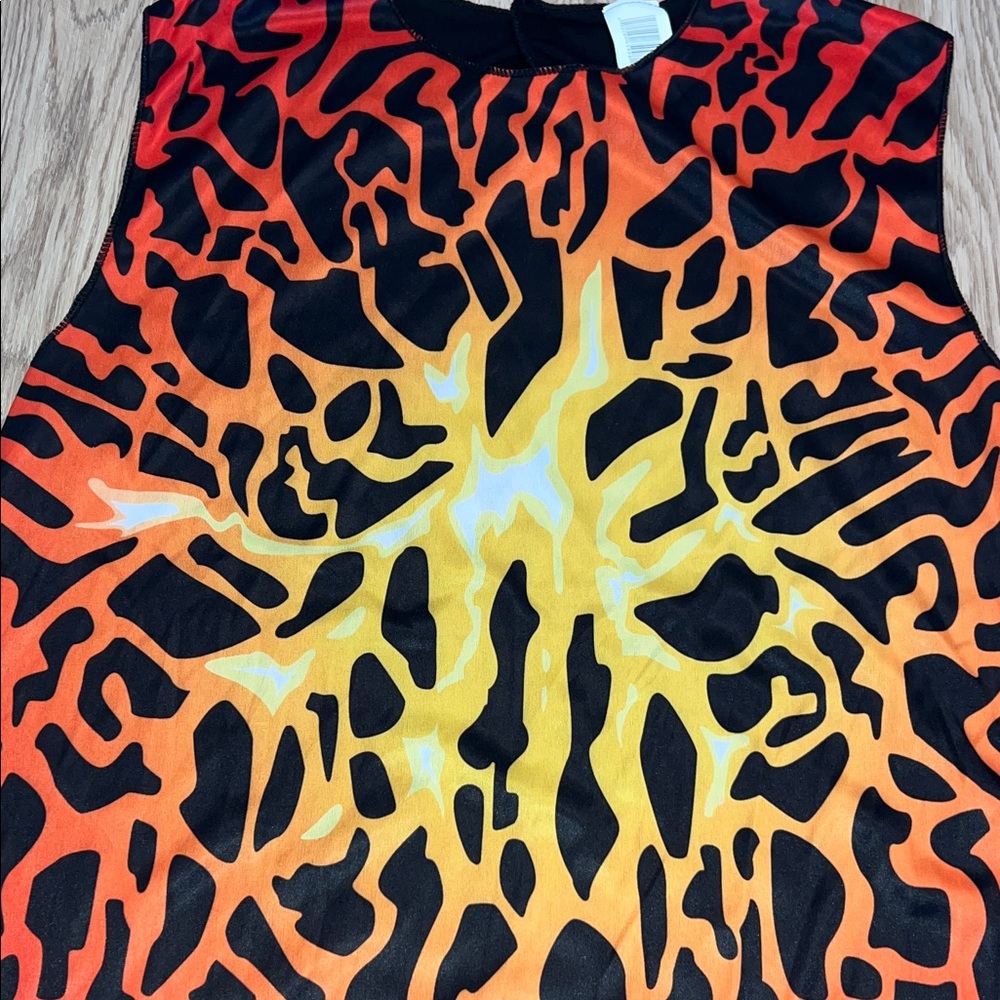 EUC - Burning Lucifer Adult Costume - Black, Red and Orange. - Picture 8 of 14